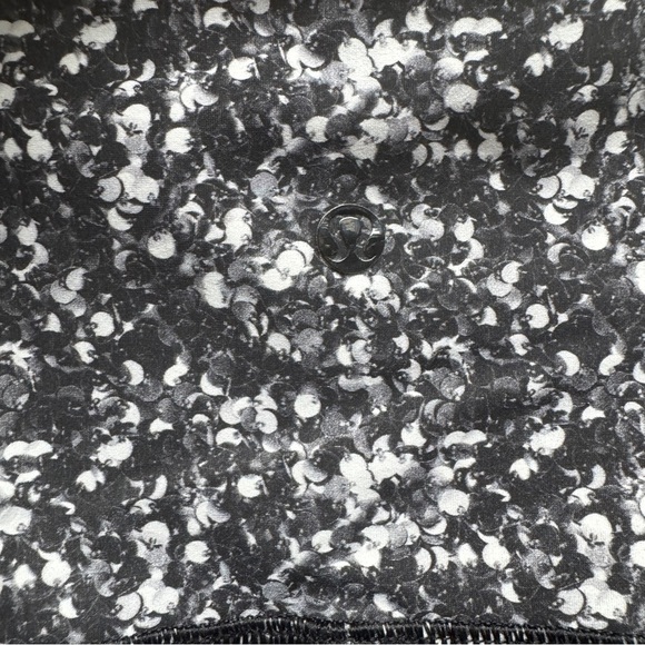 Lululemon Shine Tight Shimmy Shimmer Black White Leggings - Picture 10 of 15